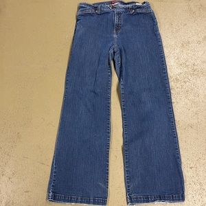 Levi’s Jeans Genuinely Crafted Perfectly Slimming Jeans 14 Medium